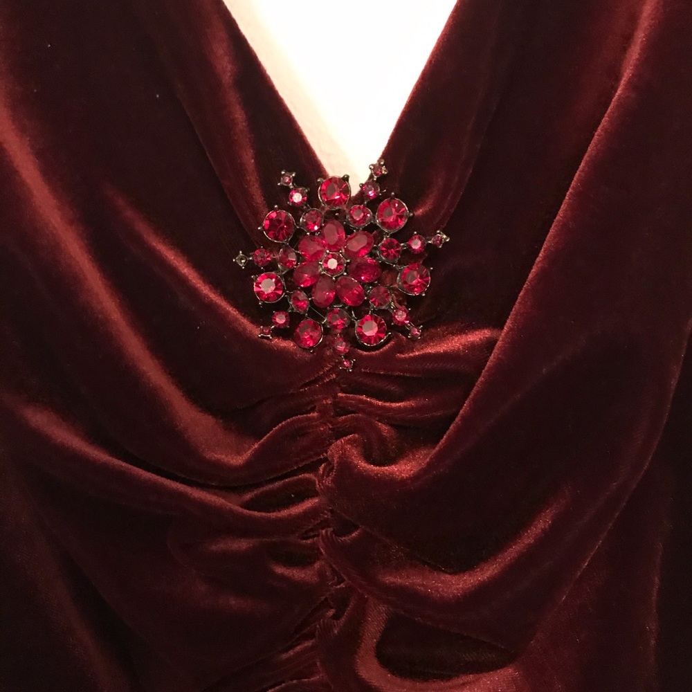 JESSICA MCCLINTOCK RED VELVET LONG DRESS - Picture 4 of 10